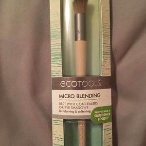 Eco Tools Micro Blending Brush